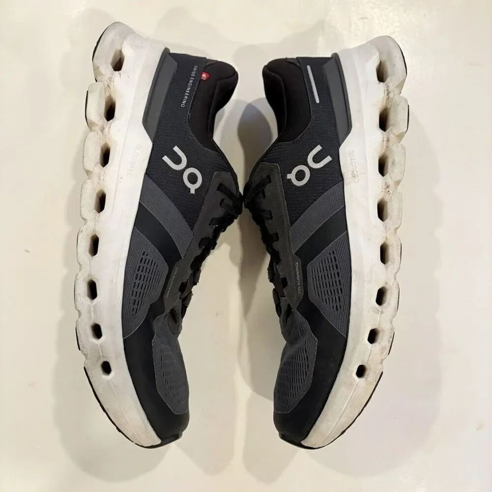 On Running Sneaker Cloudrunner Mens Size 10 Black $160.00